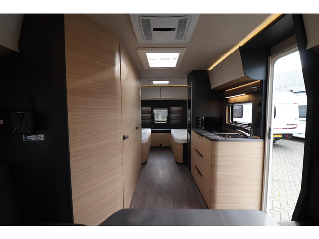 Hobby Maxia 585 UL Airco/mover/luifel/ Vol! foto: 9