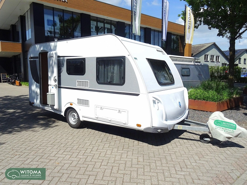 Knaus Sport 420 QD voortent luifel  foto: 16