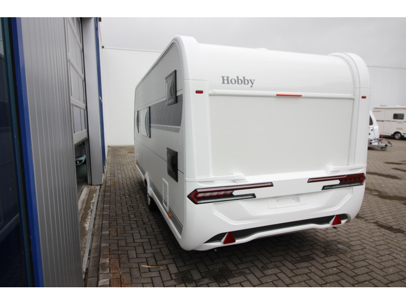 Hobby De Luxe 490 KMF Stapelbedden! 