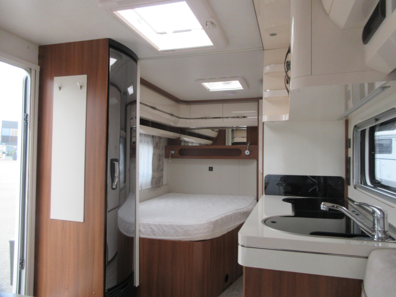 Hobby Excellent 495 WFB MET MOVER EN VASTE LUIFEL  foto: 2