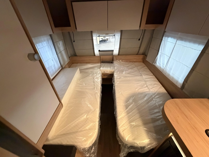 Knaus Sport 500 EU enkele bedden  foto: 11