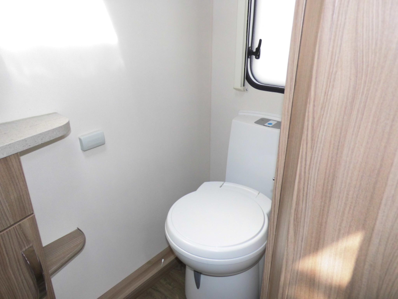 Sprite Cruzer 492 SR Mover, cassetteluifel ATC  foto: 5