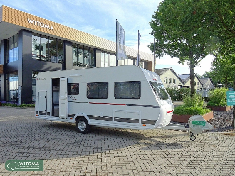 Dethleffs C'Joy Active 480 QLK ook met 3 stapelbed  foto: 2