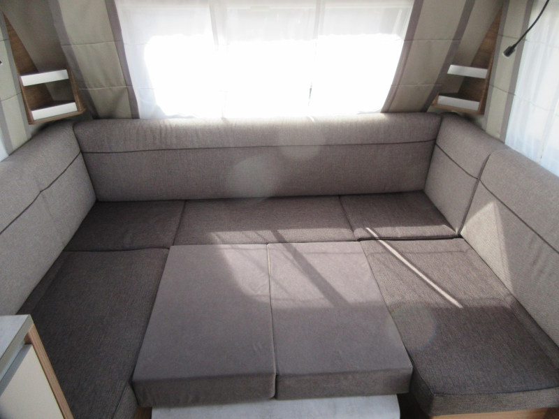 Knaus Sport E-Power Selection 500 UF ZEER NETJES  foto: 7