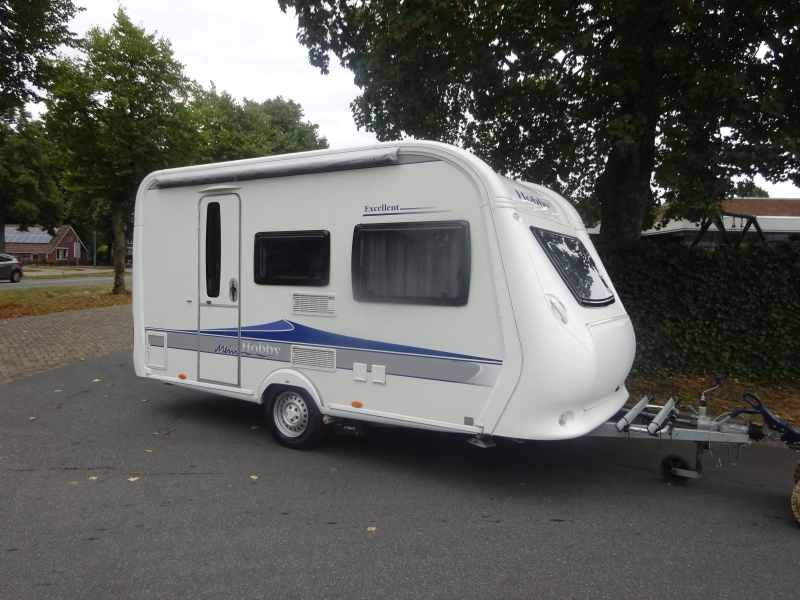 Hobby Excellent 400 SF 