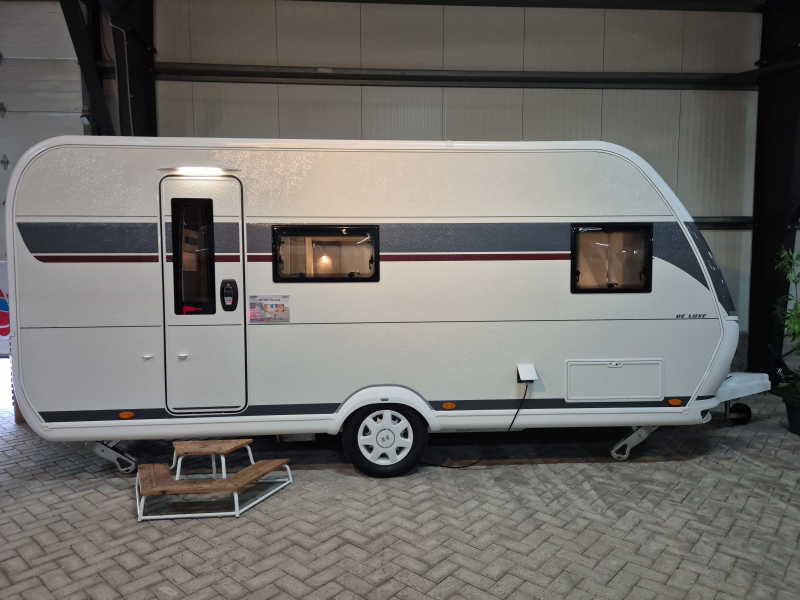 Hobby De Luxe 490 KMF  foto: 1