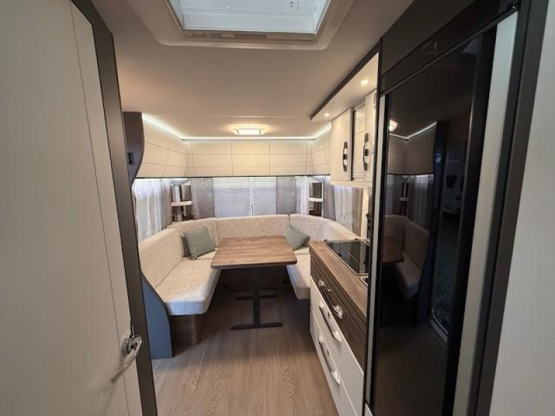 Hobby Excellent Edition 540 UL 1800 kg/ Bedverbreding/RW  foto: 3