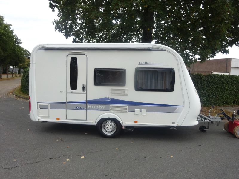 Hobby Excellent 400 SF  foto: 2