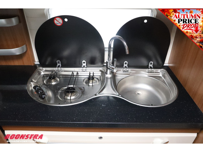 Hobby 540 UFE Premium Dakairco Rondzit Douche Frans Bed foto: 16