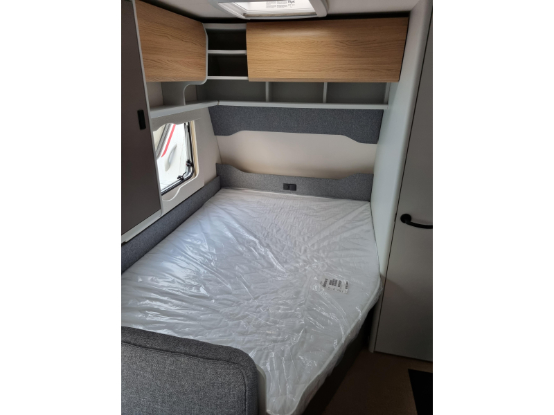 Bürstner B66 480 TK - Stapelbed -  foto: 13