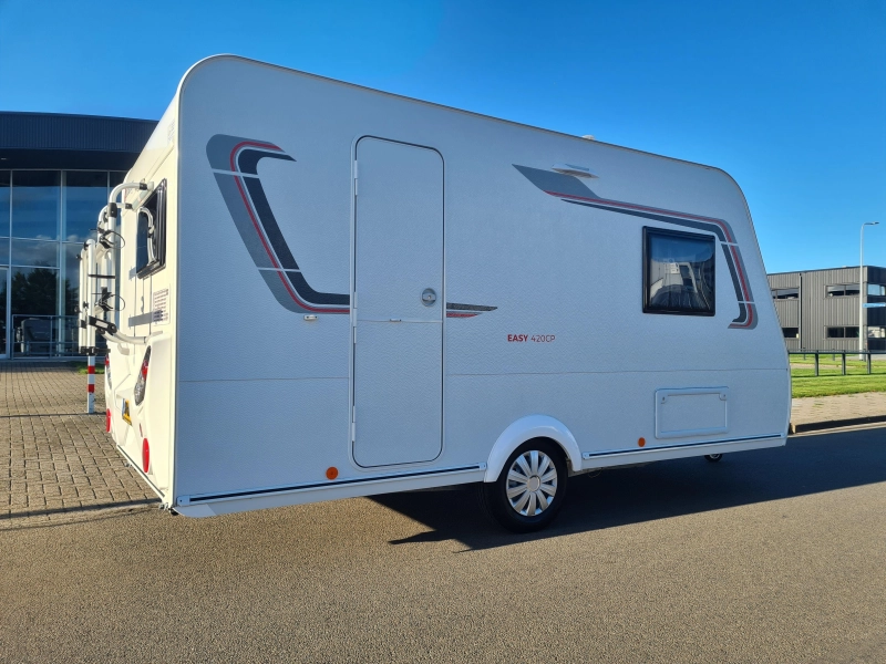 Sterckeman Easy 420 CP Voortent! 