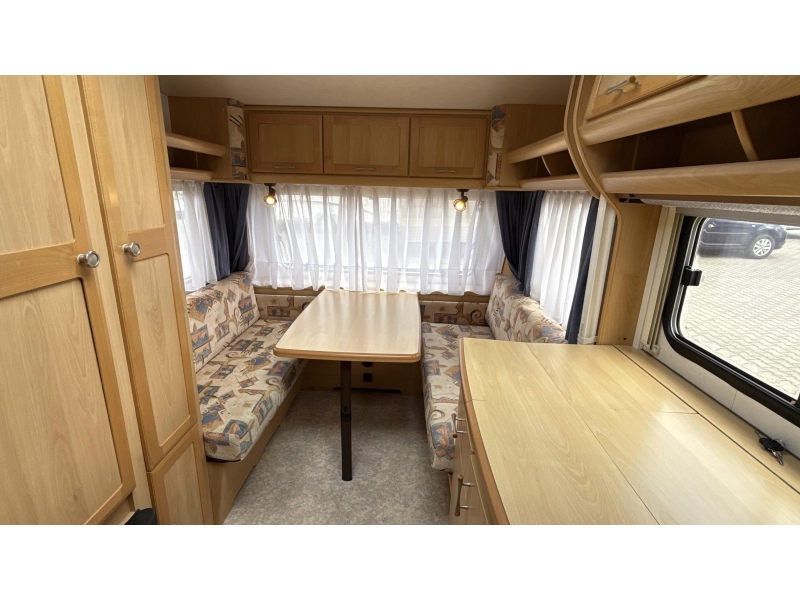 TEC Travel King 390 TN 2x zitgroep vast toilet  foto: 10