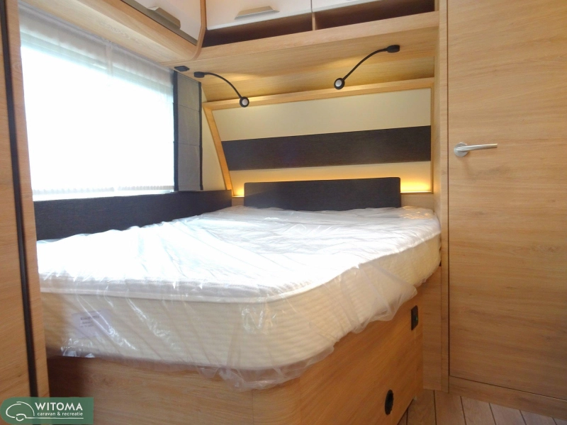 Knaus Sudwind Black Selection 500 FU 50 jaar Witoma voordeel!  foto: 7