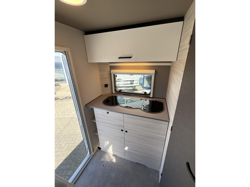 Dethleffs C'Joy Active 420 QSH COMPACT-XL KOELKAST  foto: 7