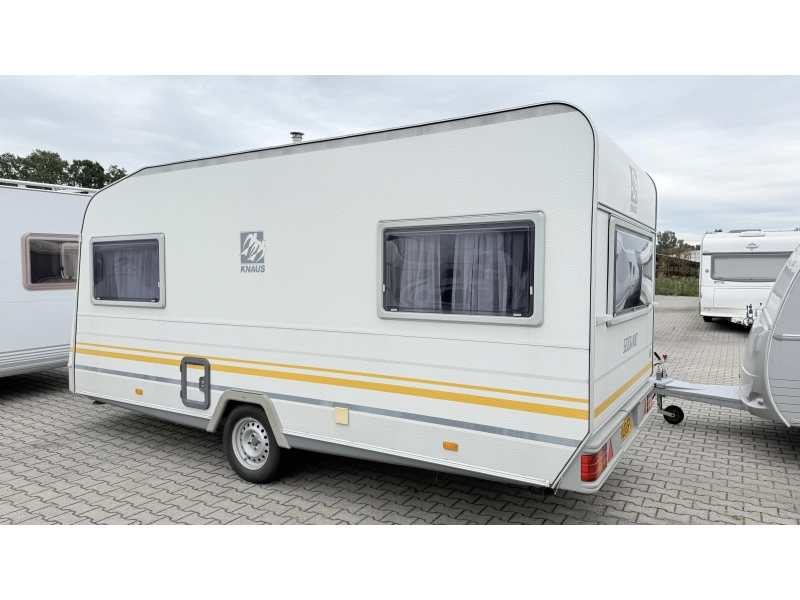 Knaus Sudwind 450 rondzit dwars bed toilet  foto: 12