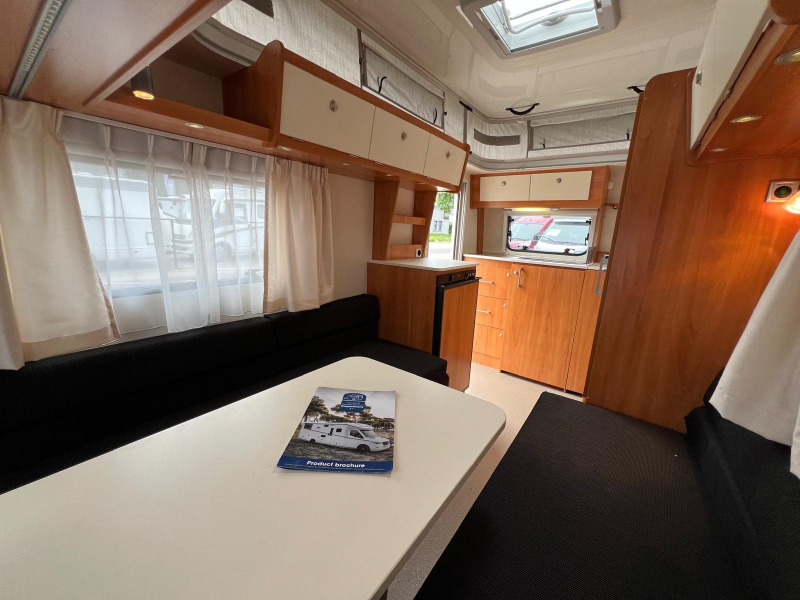 Kip Kompakt 37 EK mover, voortent, luifel  foto: 7