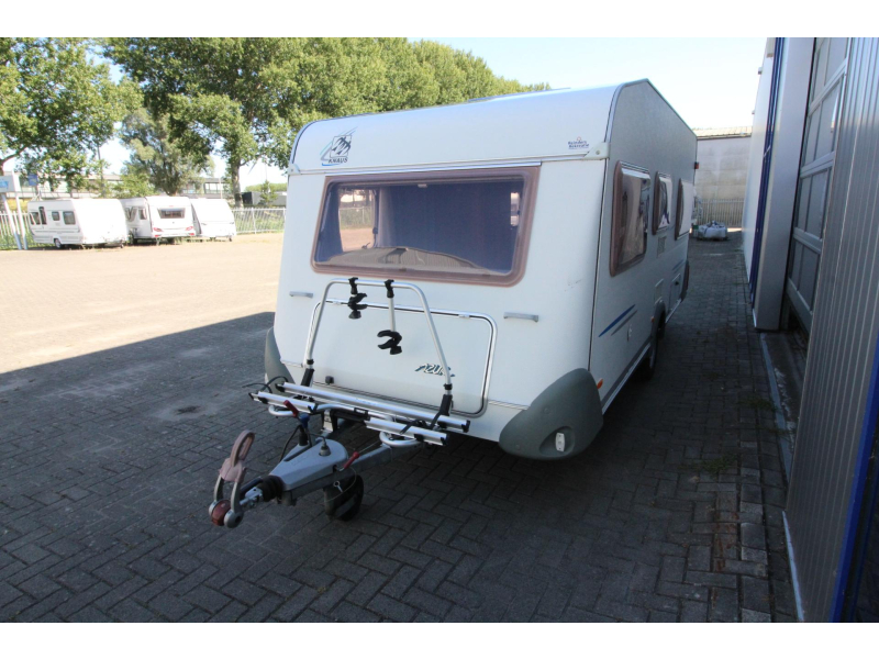 Knaus Azur 450 TF Mover, Voortent, Fietsenr  foto: 4