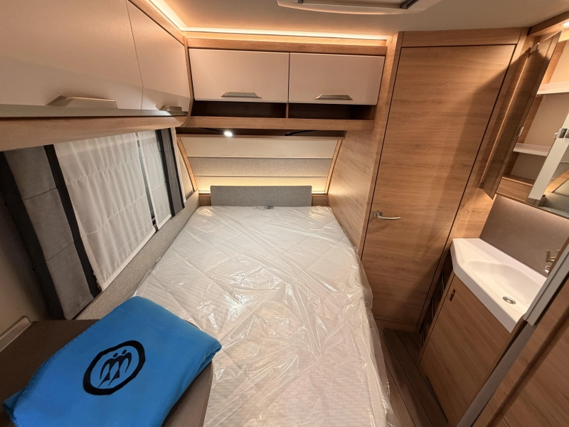 Knaus Sudwind Black Selection 450 FU +1700KG+Vloerverwarming  foto: 9