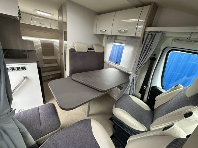 Bürstner Nexxo Van T 620 G ENKELE BEDDEN + COMPACT foto: 9