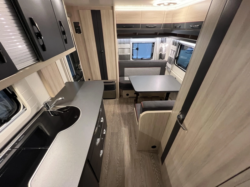 Hobby De Luxe Edition 440 SF  foto: 5