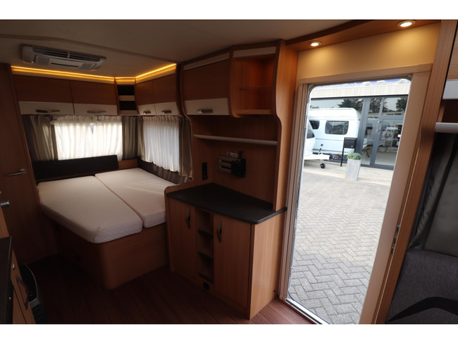 Knaus Sudwind Silver Selection 500 FVU Mover/Luifel/Airco foto: 18