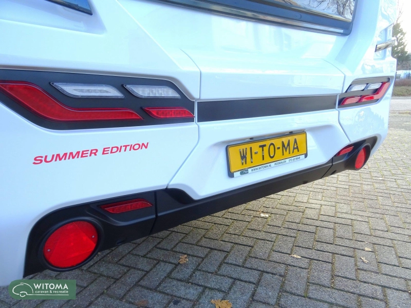 Dethleffs Summer Edition 460 EL Op show lengtebedden  foto: 20