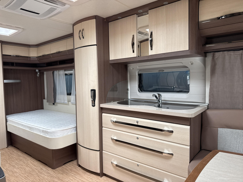 Hobby Prestige 560 WLU Mover/Fietsdrager/Airco  foto: 5