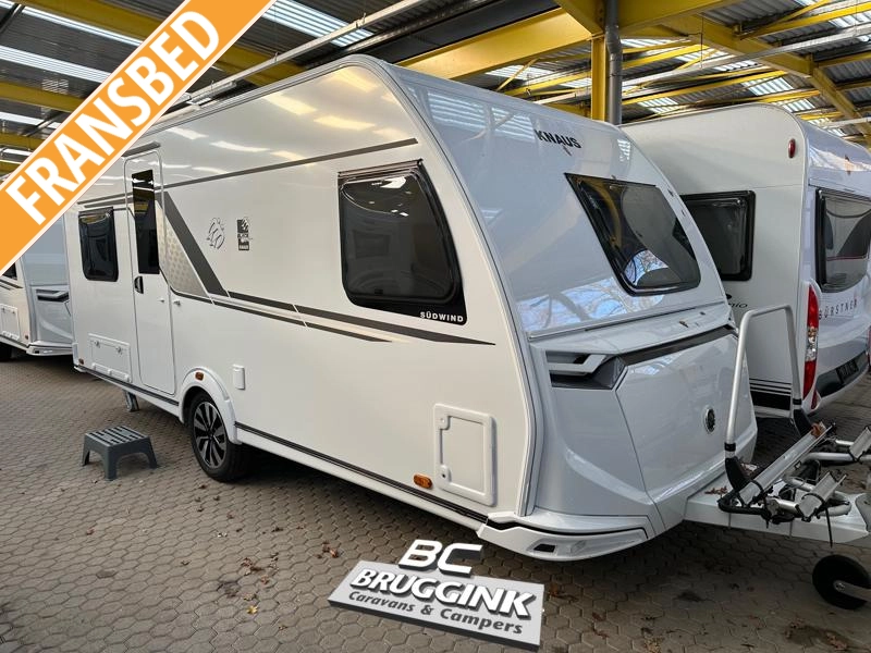 Knaus Sudwind Black Selection 500 FU Frans Bed Vloerverwarmin  foto: 0