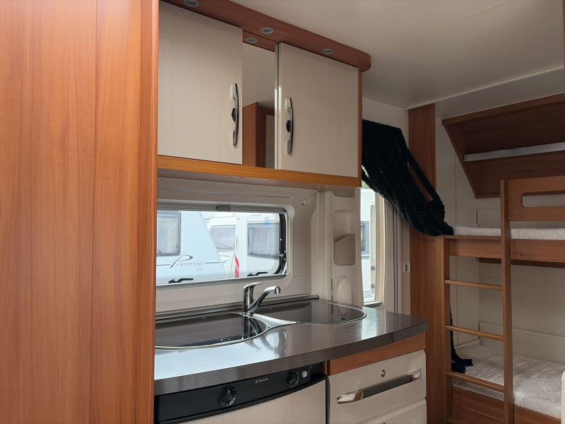 Hobby On Tour 470 KMF Voortent/Fietsendrager  foto: 7
