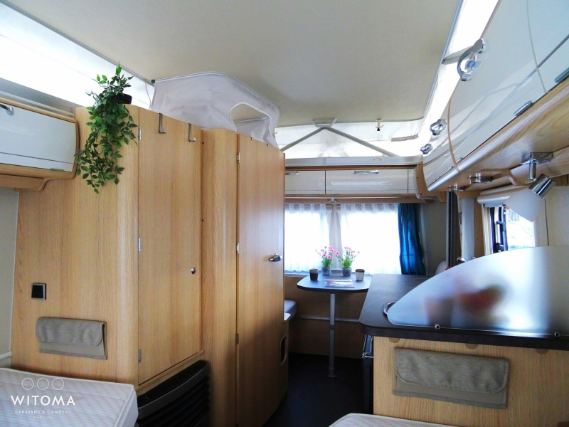Eriba Touring - 60 Edition 542 super compleet uitgevoerd  foto: 4