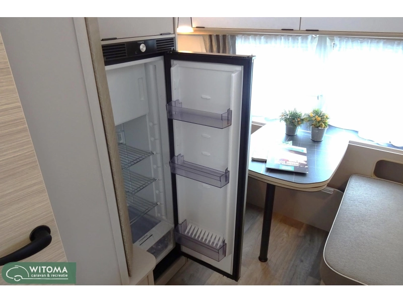Eriba Touring 630 sale € 5.455,- voordeel  foto: 11