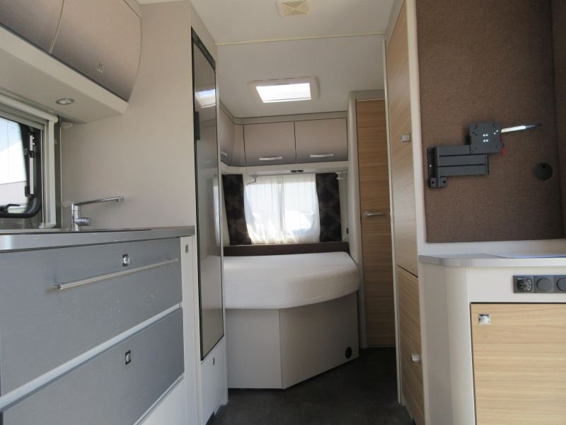 Dethleffs Generation 465 FR UNIEK MODEL, VASTE LUIFEL 