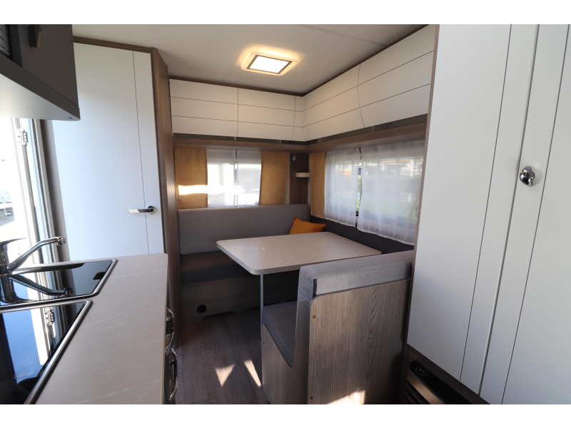 Hobby On Tour 390 SF MODEL 2027 - 243  foto: 13