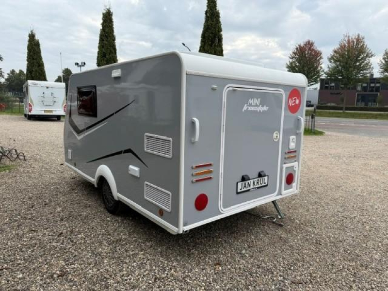 Caravelair Pop Top Mini Freestyle 320 licht compact elektrisch  foto: 5