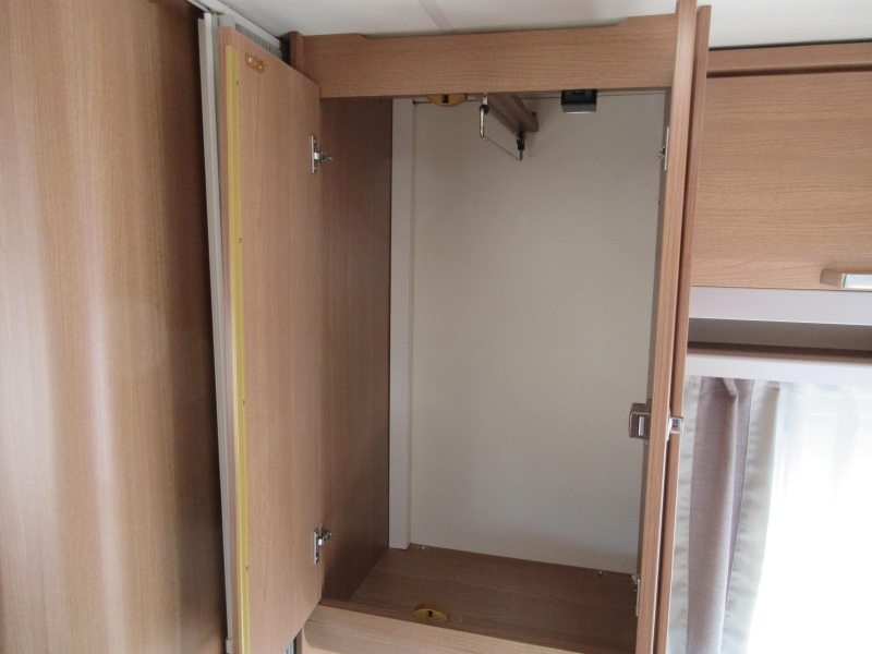 Knaus Sport 460 EU MET AIRCO EN MOVER  foto: 15