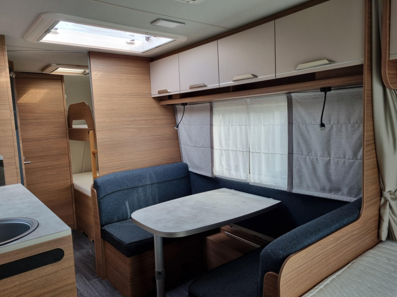 Knaus Sport 500 KD - Stapelbed - Airco  foto: 6