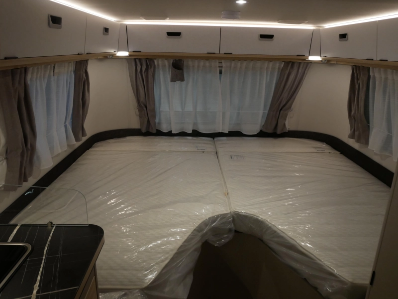 Eriba Touring 642 Silver Edition  foto: 9