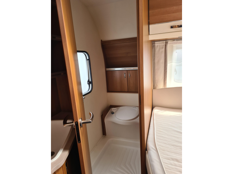 Tabbert Da Vinci 540 DM Stappelbedden & Airco!  foto: 8