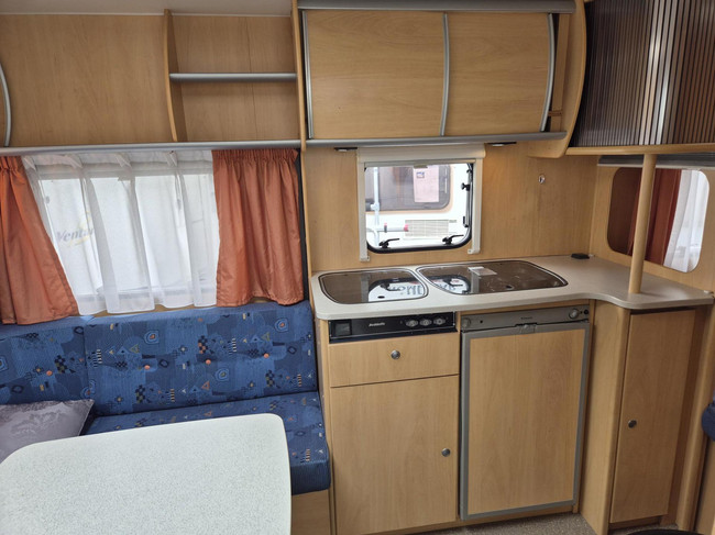 Dethleffs 450 Tourist Light bj. 2006 TOP staat ! met nette Voortent ! foto: 11