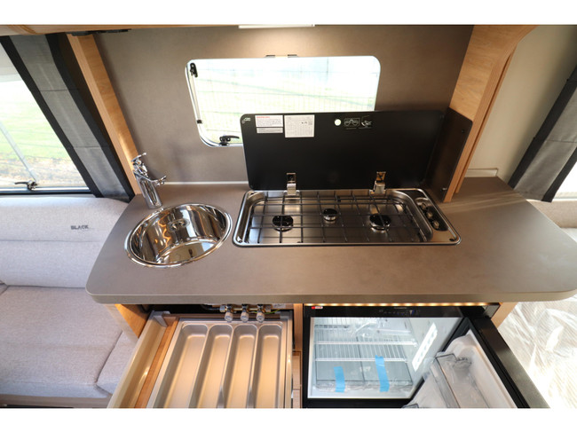 Knaus Sudwind Black Selection 450 FU MODEL 2027 - 893 foto: 10