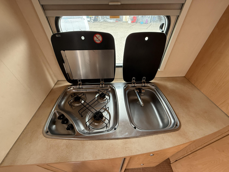 Caravelair Antares Luxe 400 Lichtgewicht 4 pers  foto: 2