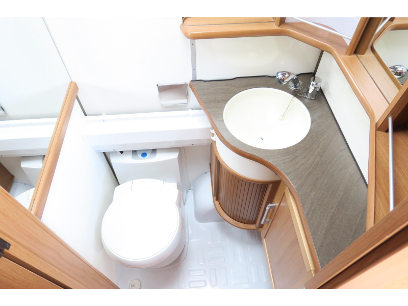 Kabe Ametist 560 GLE +MOVER+FIETSENDRAGER  foto: 12