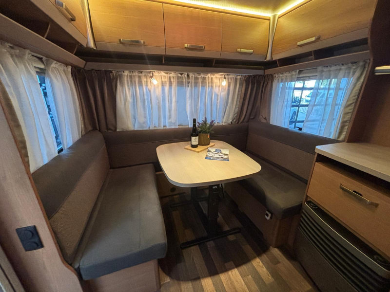 Knaus Sport 460 UE mover, voortent, luifel  foto: 7