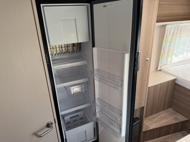 Dethleffs C-JOY 420 QSH foto: 12