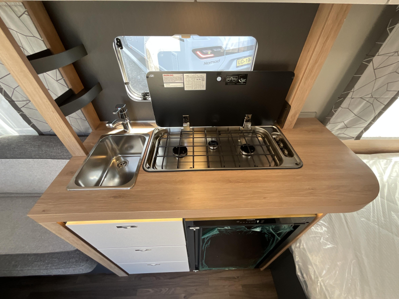 Knaus Sport 450 FU FRANSBED-MOVER-NIEUW  foto: 7