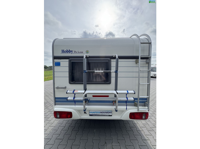 Hobby De Luxe Easy 400SF foto: 7