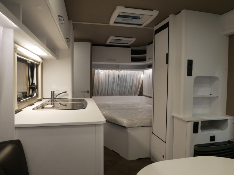 Dethleffs C'Go Edition 10 475 FR GRATIS mover en luifel  foto: 5