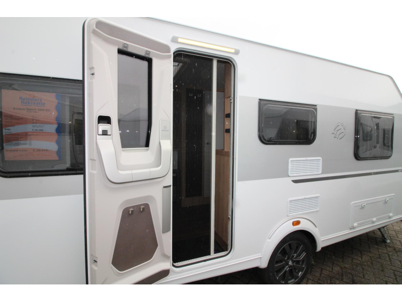 Knaus Sport 460 EU Enkele bedden & GFK dak!  foto: 18