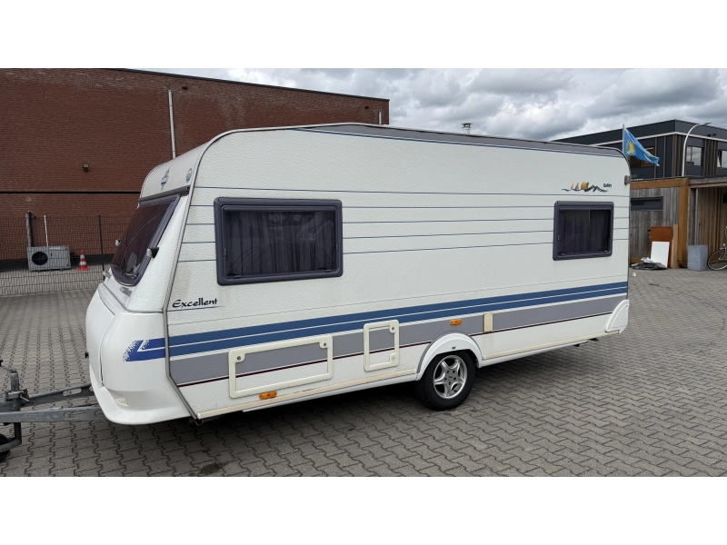 Hobby Excellent 470 UF dwars bed rondzit toilet  foto: 13
