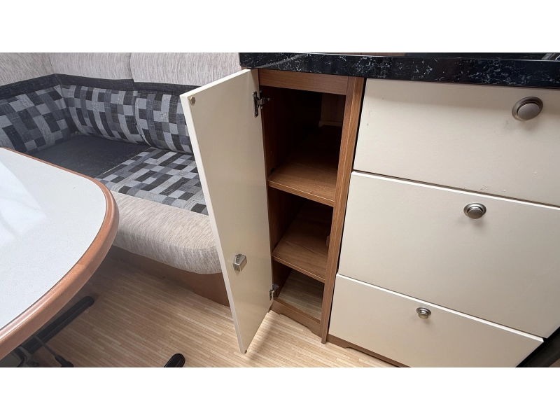 LMC Musica 470 D frans bed rondzit toilet  foto: 6